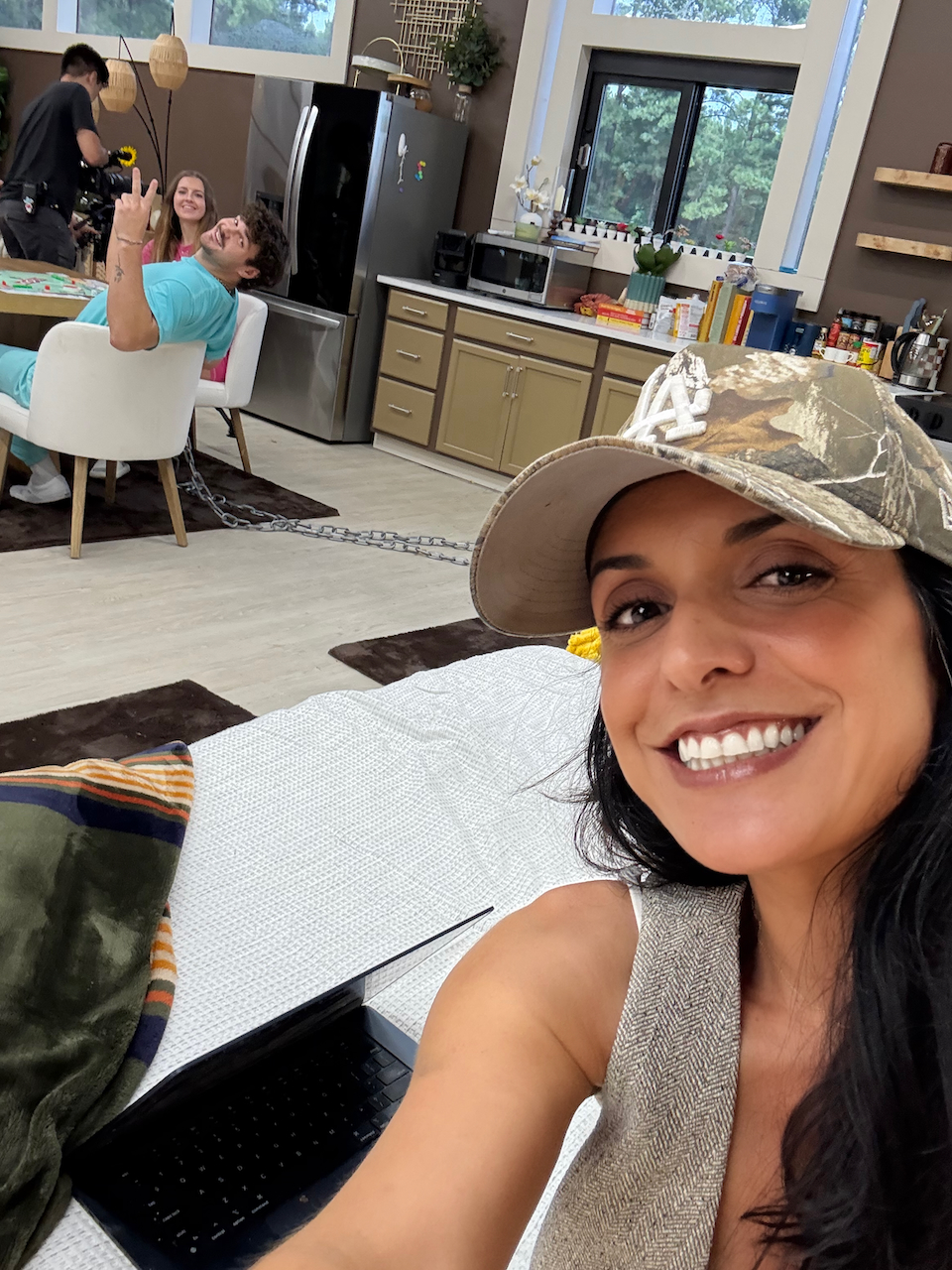 Survive 30 Days Chained To Your Ex